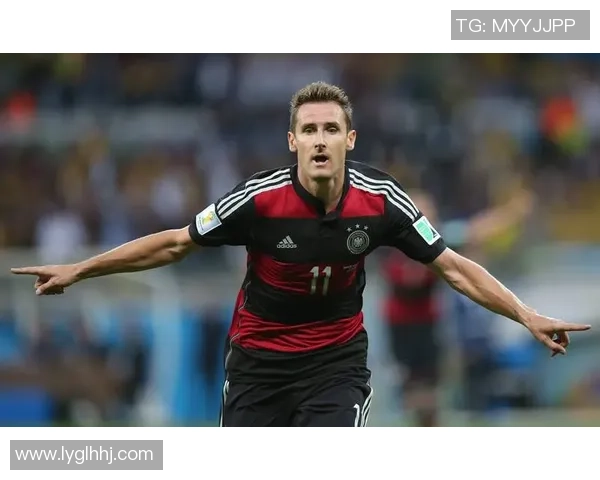 德国足球第一球星是谁 他在历史上的地位和成就分析