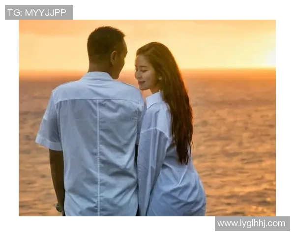 恋爱多年终成眷属 足球明星携爱人步入婚姻殿堂幸福启航